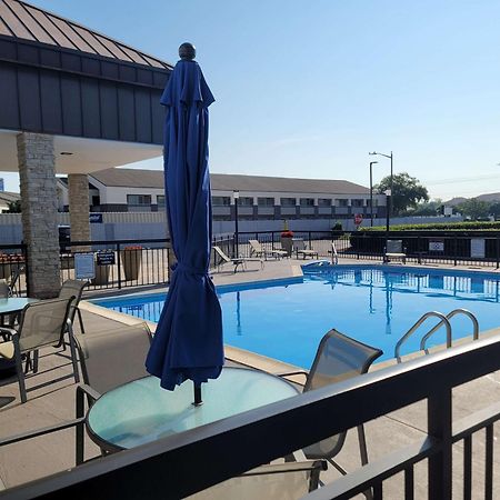 Best Western Center Inn Βιρτζίνια Μπιτς Εξωτερικό φωτογραφία